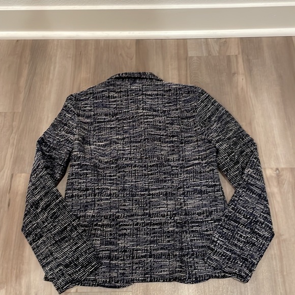 CAbi Blazer - Size 10 - Picture 5 of 7